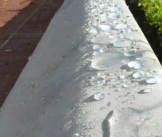 平房硅烷浸渍涂料在混凝土保护中的应用